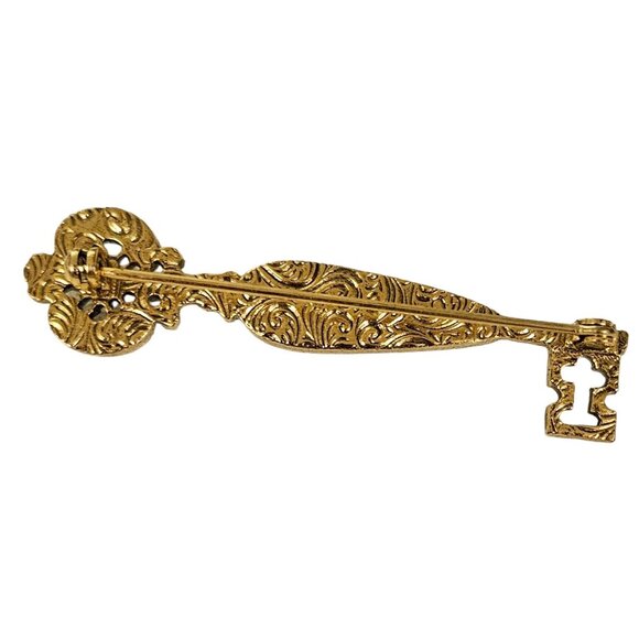 1928 Brand Gold Tone Faux Pearl Skeleton Key Brooch Pin L263 - Picture 4 of 7